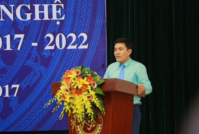 Đồng chí Nguyễn Hữu Ngọc – Phó Bí thư Đoàn khối các cơ quan Trung ương phát biểu tại Đại hội.