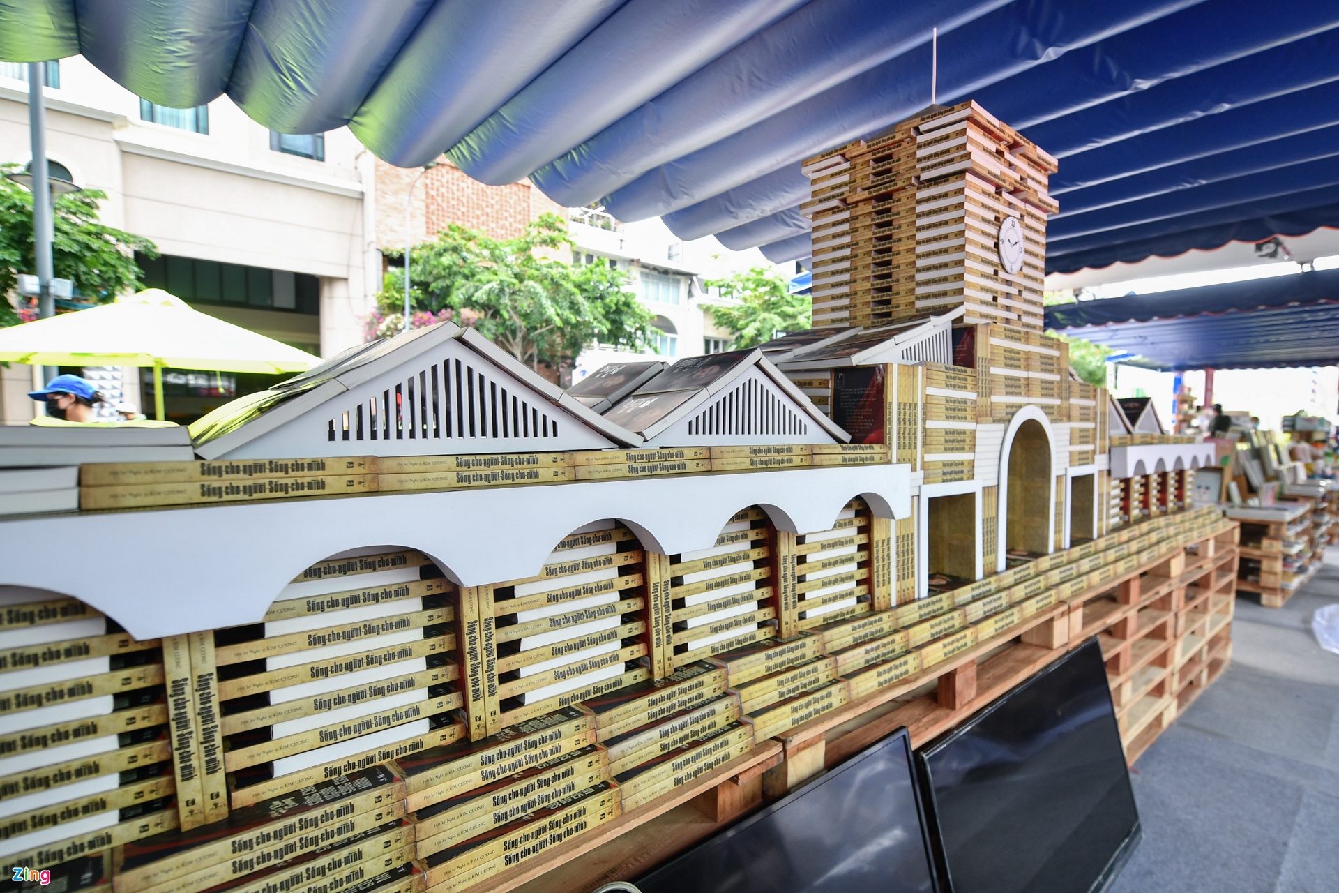 Ngay sach va Van hoa doc Viet Nam anh 8