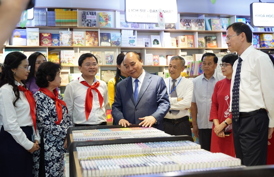 sach thieu nhi anh 1