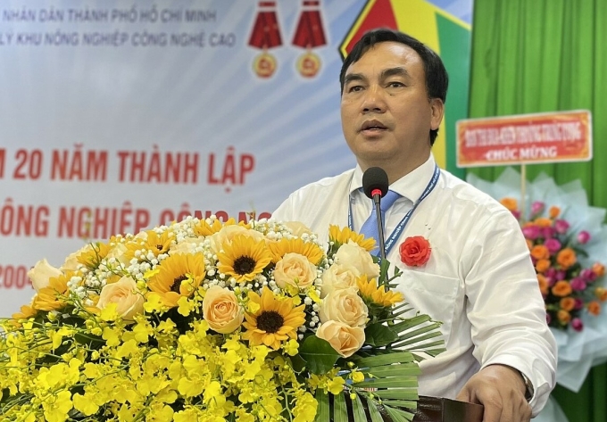 Trưởng ban quản lý Khu Nông nghiệp Công nghệ cao TP HCM Phạm Đình Dũng phát biểu tại lễ kỷ niệm 20 năm thành lập, sáng 6/8. Ảnh: Hà An
