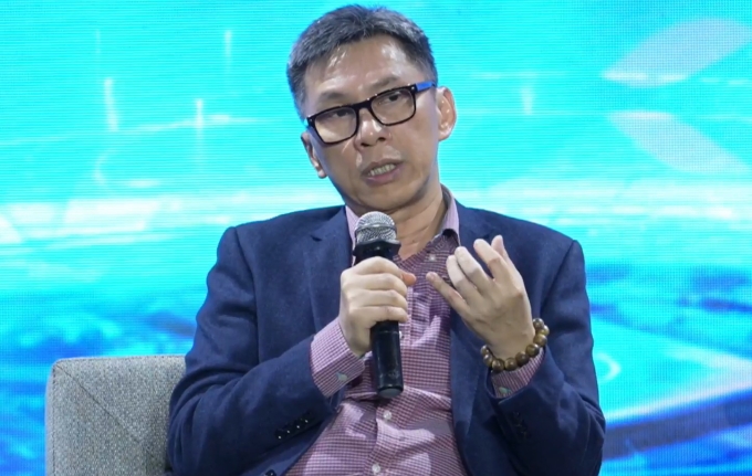 Giám đốc Sở Khoa học và Công nghệ TP HCM Nguyễn Việt Dũng chia sẻ các chính sách thành phố trong thúc đẩy hệ sinh thái khởi nghiệp sáng tạo. Ảnh: BTC