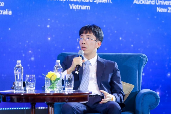 PGS. Mai Duy Tôn tại toạ đàm Những đổi mới trong chăm sóc sức khoẻ tim mạch và điều trị đột quỵ. Ảnh: Vinfuture