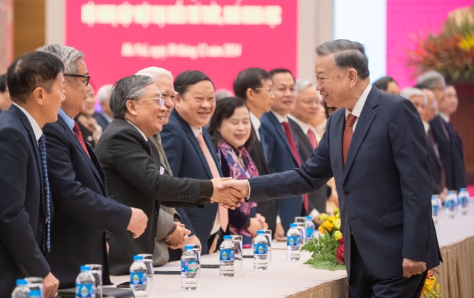 Tổng Bí thư Tô Lâm và các nhà khoa học, trí thức dự Hội nghị. Ảnh: Baochinhphu.