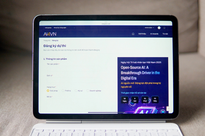 Giao diện cổng nhận đề cử AI Awards 2025. Ảnh: Lưu Quý