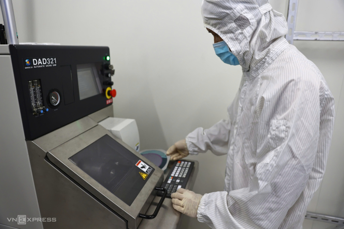 Phòng thí nghiệm bán dẫn Trung tâm nghiên cứu triển khai, Khu công nghệ cao TP HCM. Ảnh: Quỳnh Trần