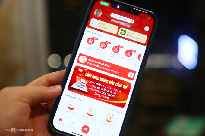 Các tiện ích trên ứng dụng VNeID. Ảnh: Phạm Dự